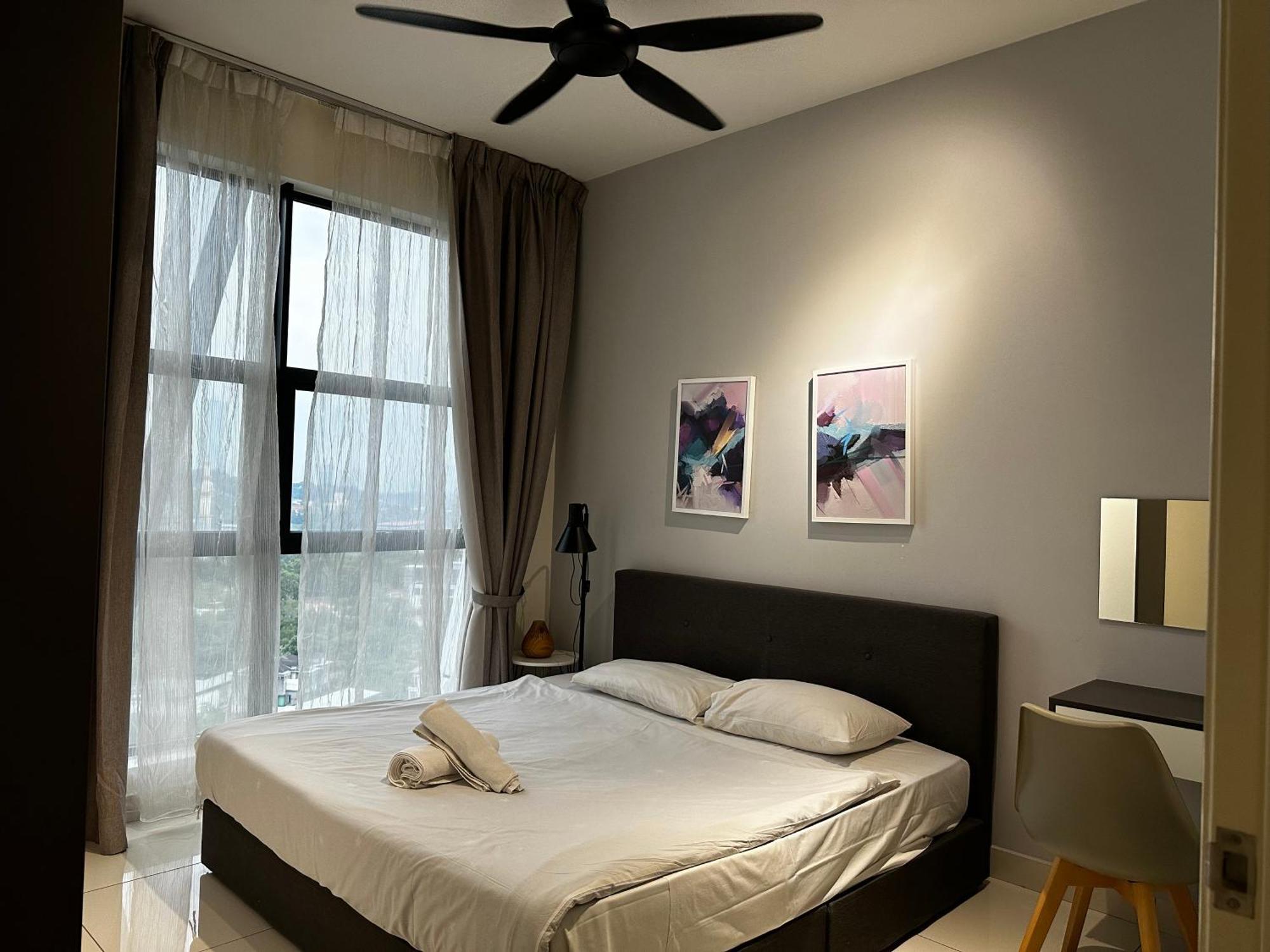 Arte Mont Kiara Kuala Lumpur Exterior foto A bedroom in a condominium